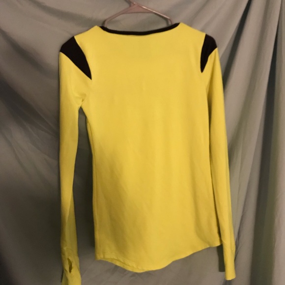 VS PINK. Workout long sleeve - Picture 3 of 4